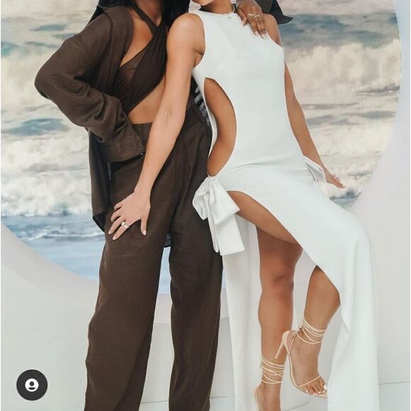 SCHUTZ    - Picture 16 of 16